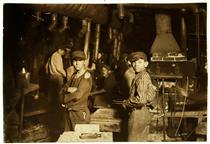 Glass Works, Midnight, Indiana, 1908 - Льюїс Гайн
