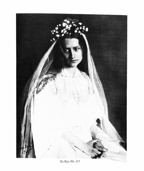 Ida Orloff as Hannele in Hannele's Himmelfahrt, 1905 - 1925 - Aura Hertwig