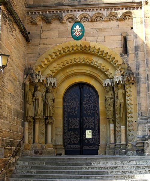 Portal, Bamberg Cathedral, Germany, 1012 - Romanik