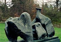 Three Piece Reclining Figure No. 1 - Henry Moore