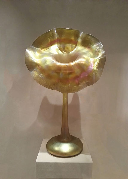 Jack-in-the-Pulpit Vase, 1903 - Louis Comfort Tiffany