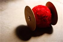 Wheels with ball - Lygia Pape